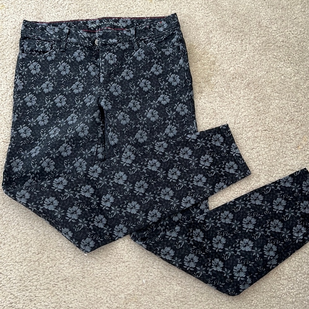 Banana Republic flower jeans